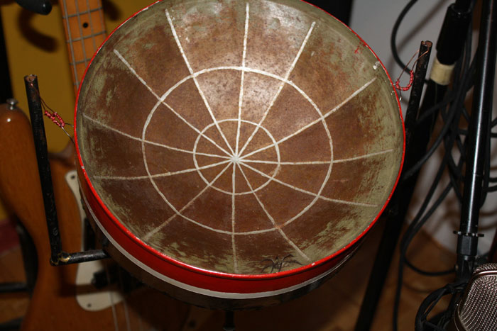 Spider web style of pan